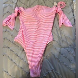 Aerie one piece with strap